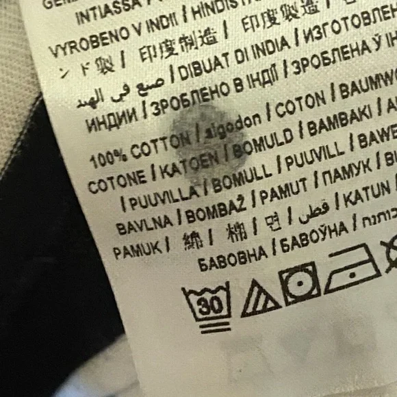 Guess t shirts set of 2 girls cotton Sz 16 - Picture 8 of 8